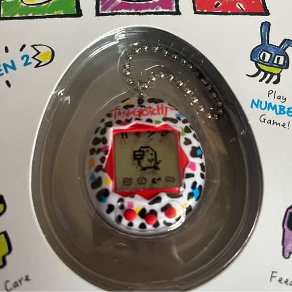 Tamagotchi leopard print *throwback! - Picture 3 of 3